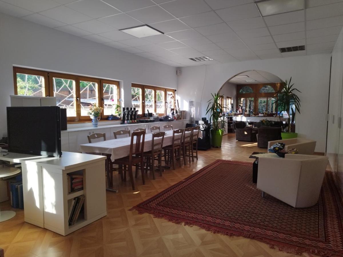 River Side - Cosy - Lot Of Space Huningue Extérieur photo
